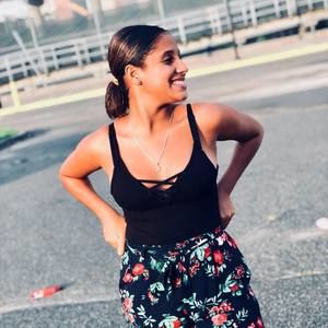 Meet your Posher, Cristal